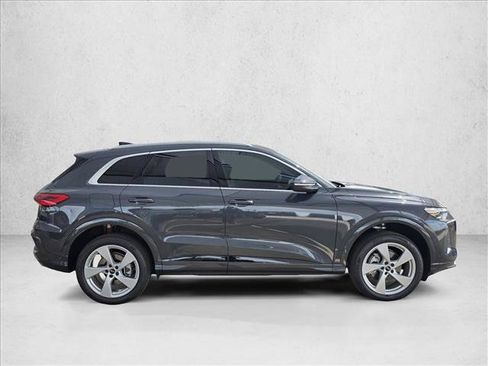 New 2026 Audi Q5 Premium Plus AWD/4WD image 4