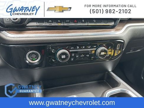 Used 2024 Chevrolet Silverado 1500 RST w/ Z71 Off-Road Package AWD/4WD image 19