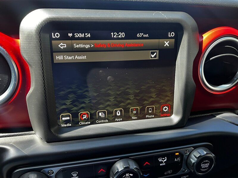 Used 2022 Jeep Gladiator Rubicon w/ Trailer Tow Package AWD/4WD image 39