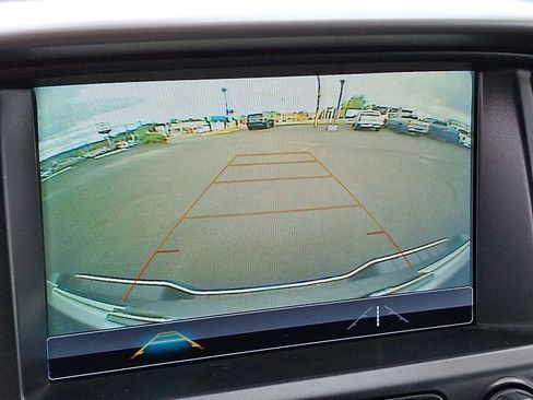 Used 2018 Chevrolet Colorado LT image 19