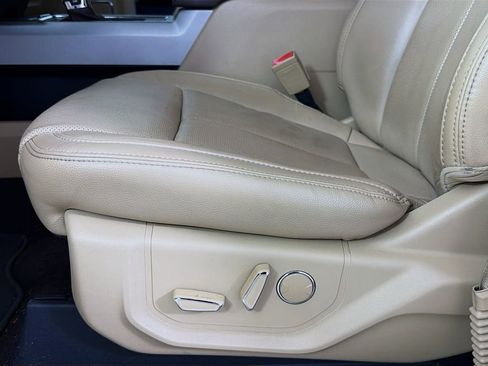 Used 2018 Ford F150 Lariat image 22