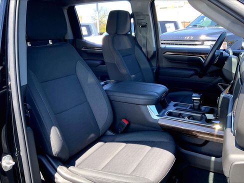 Used 2023 GMC Sierra 1500 Elevation AWD/4WD image 8