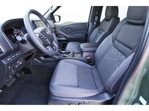 New 2026 Nissan Frontier SV image 6