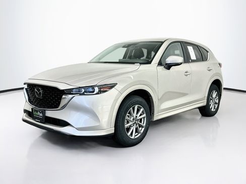 Used 2025 MAZDA CX-5 AWD 2.5 S w/ Select Package image 3