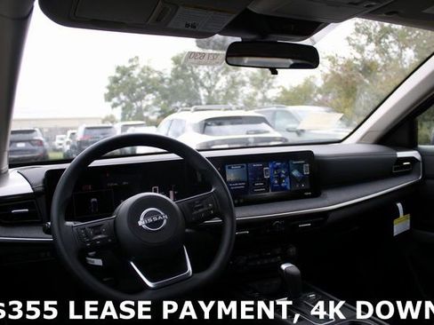 New 2026 Nissan Kicks SV w/ SV Premium Package image 9