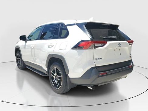 Used 2023 Toyota RAV4 LE FWD image 4