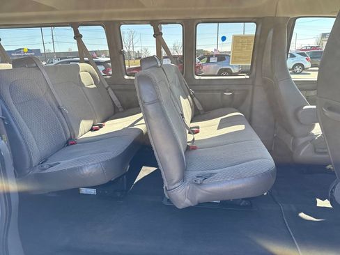 Used 2020 Chevrolet Express 3500 LT w/ LT Preferred Equipment Group image 14