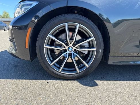 Used 2019 BMW 330i Sedan w/ Premium Package RWD image 30