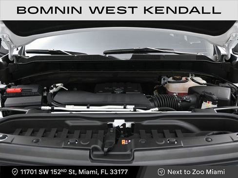 Used 2024 Chevrolet Silverado 1500 LT image 12