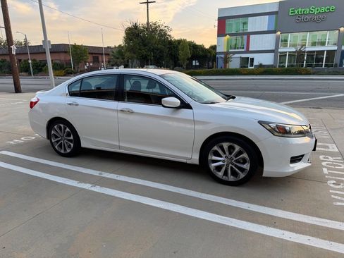 Used 2014 Honda Accord Sport image 5