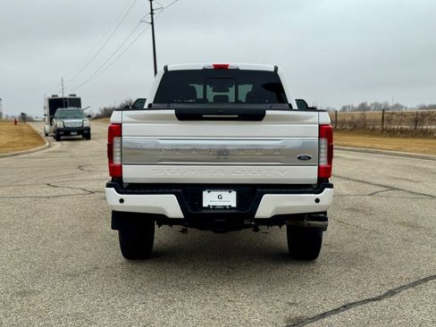 Used 2017 Ford F250 Platinum w/ Platinum Ultimate Package AWD/4WD image 6