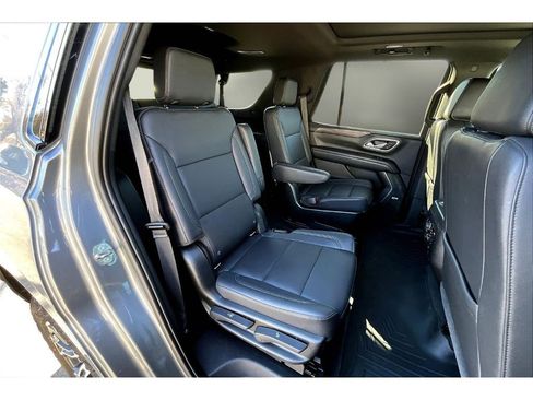 Used 2021 Chevrolet Tahoe Z71 w/ Z71 Off-Road Package image 10