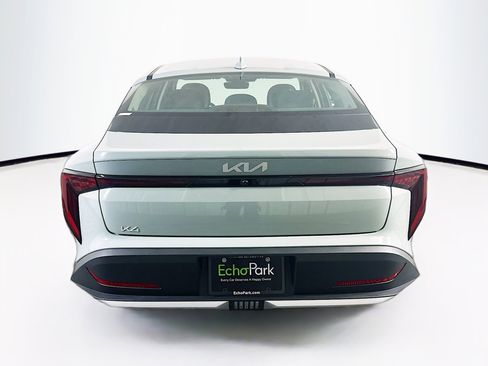 Used 2025 Kia K4 LXS image 7