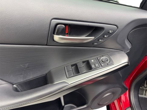 Used 2024 Lexus IS 500 image 32