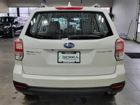 Used 2018 Subaru Forester 2.5i w/ Alloy Wheel Package image 7