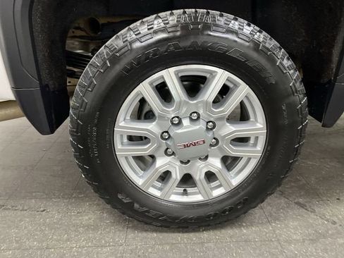 Certified 2024 GMC Sierra 2500 SLT w/ SLT Convenience Package image 32