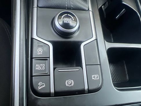 Used 2025 Kia Sorento LX FWD image 54