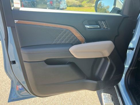 New 2026 GMC Canyon Denali image 24