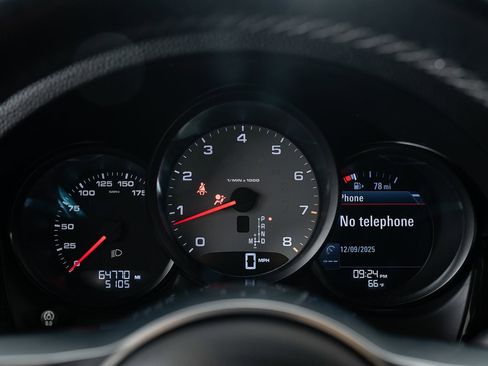 Used 2016 Porsche Macan S image 32