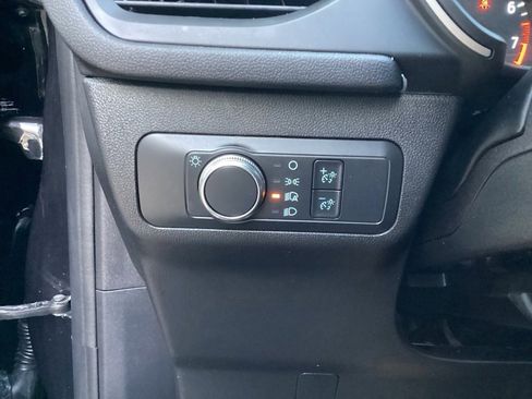 Used 2022 Ford Escape SE image 57