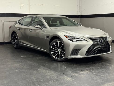 Used 2022 Lexus LS 500h AWD w/ Luxury Package image 2