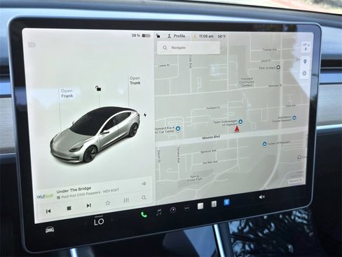 Used 2018 Tesla Model 3 Long Range image 16
