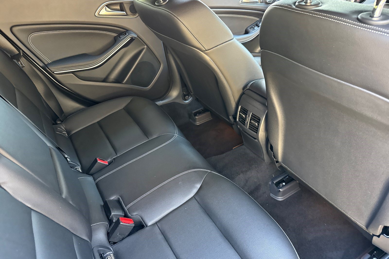 Certified 2020 Mercedes-Benz GLA 250 image 33