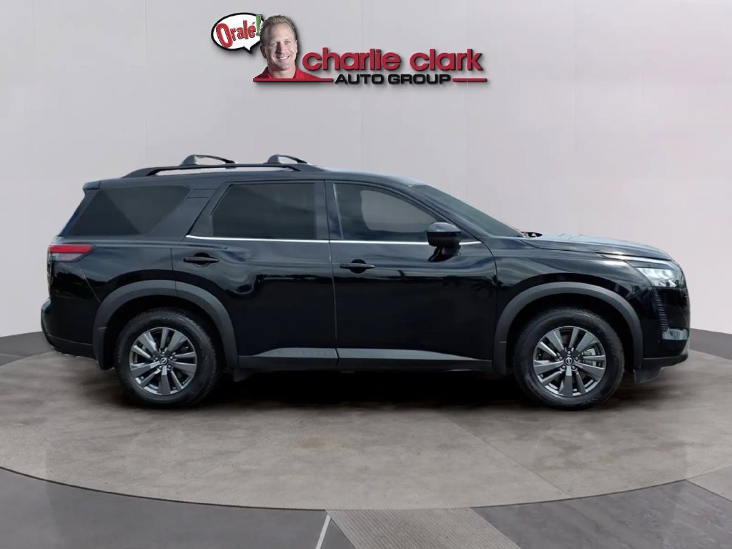 Certified 2026 Nissan Pathfinder SV FWD image 6