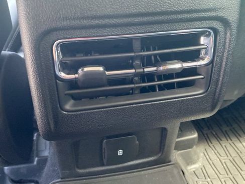 Used 2023 Lincoln Corsair FWD image 15