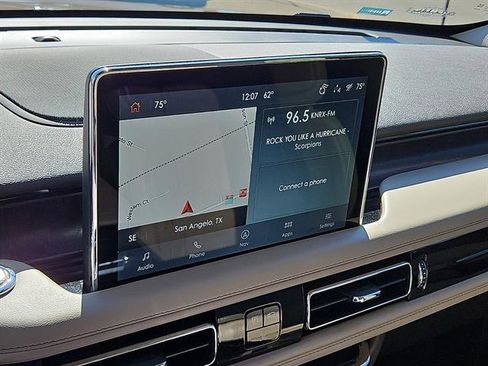 Used 2022 Lincoln Aviator Reserve w/ Equipment Group 201A image 17