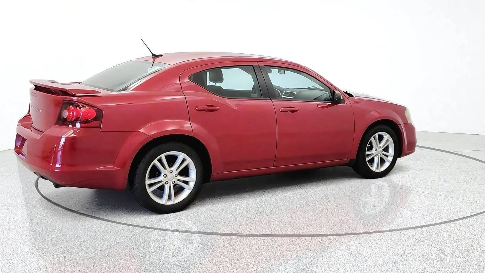 Used 2013 Dodge Avenger SE FWD image 9