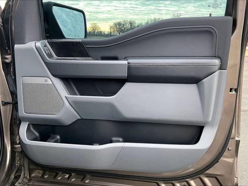 Used 2021 Ford F150 XLT w/ Equipment Group 302A High image 19