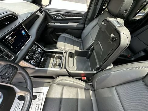 Used 2023 GMC Yukon XL Denali w/ Max Trailering Package RWD image 29