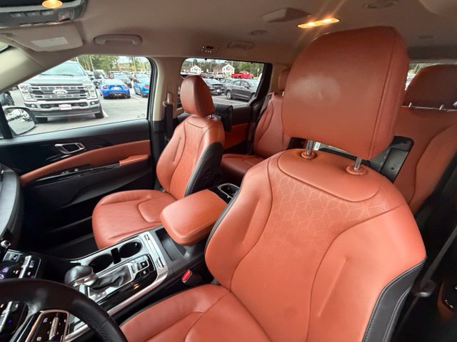 Used 2024 Kia Carnival SX FWD image 23