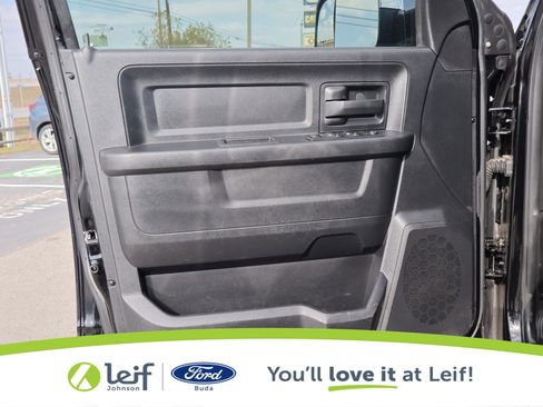 Used 2015 RAM 2500 Tradesman w/ Chrome Appearance Group image 11