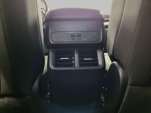 Used 2025 Chevrolet Equinox LT image 23