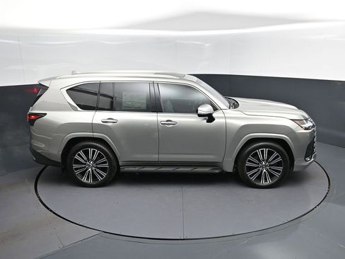 New 2026 Lexus LX 600 4WD w/ Luxury Package image 35