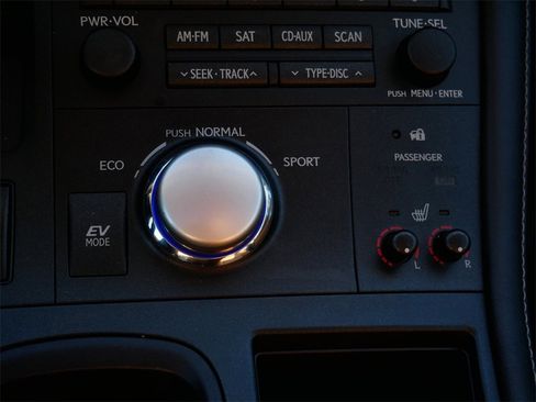 Used 2013 Lexus CT 200h w/ Premium Pkg image 24