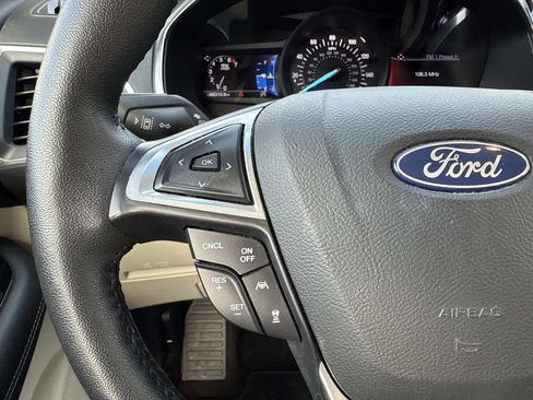 Used 2020 Ford Edge Titanium w/ Equipment Group 301A image 15