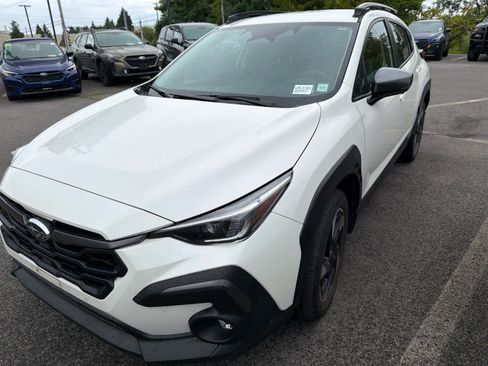 Used 2024 Subaru Crosstrek 2.5i Limited AWD/4WD image 14