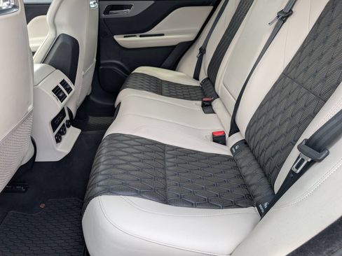 Used 2020 Jaguar F-PACE SVR AWD/4WD image 9