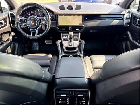 Used 2019 Porsche Cayenne S AWD/4WD image 13