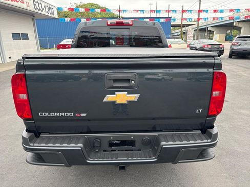 Used 2018 Chevrolet Colorado LT w/ LT Convenience Package AWD/4WD image 4