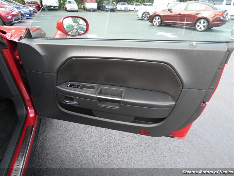 Used 2011 Dodge Challenger RWD image 47