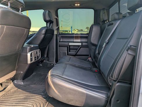 Used 2017 Ford F150 Lariat image 13