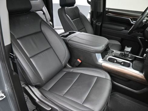 Used 2025 Chevrolet Silverado 1500 RST image 20