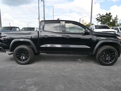Used 2024 Chevrolet Colorado Trail Boss AWD/4WD image 11