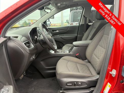 Used 2020 Chevrolet Equinox LT AWD/4WD image 16