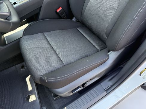 Used 2026 Nissan Rogue SV FWD image 15