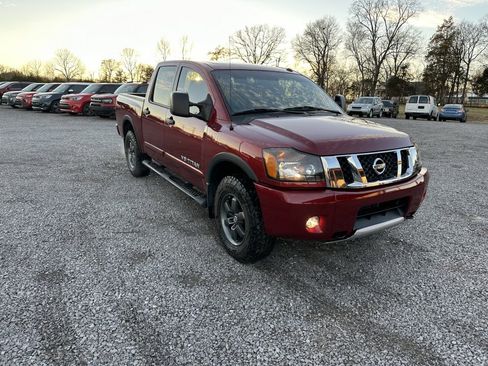 Used 2015 Nissan Titan PRO-4X w/ Pro-4x Luxury Package image 3